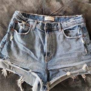Abercrombie High-Rise Mom Shorts